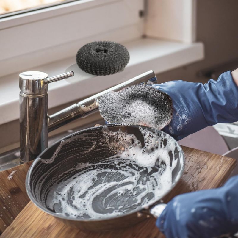 Z czego powstają Scourers Spontex?